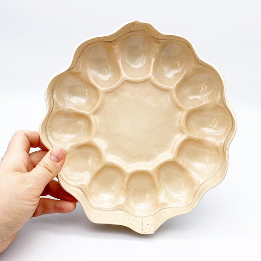 Fancy Egg Dish with Lace Texture