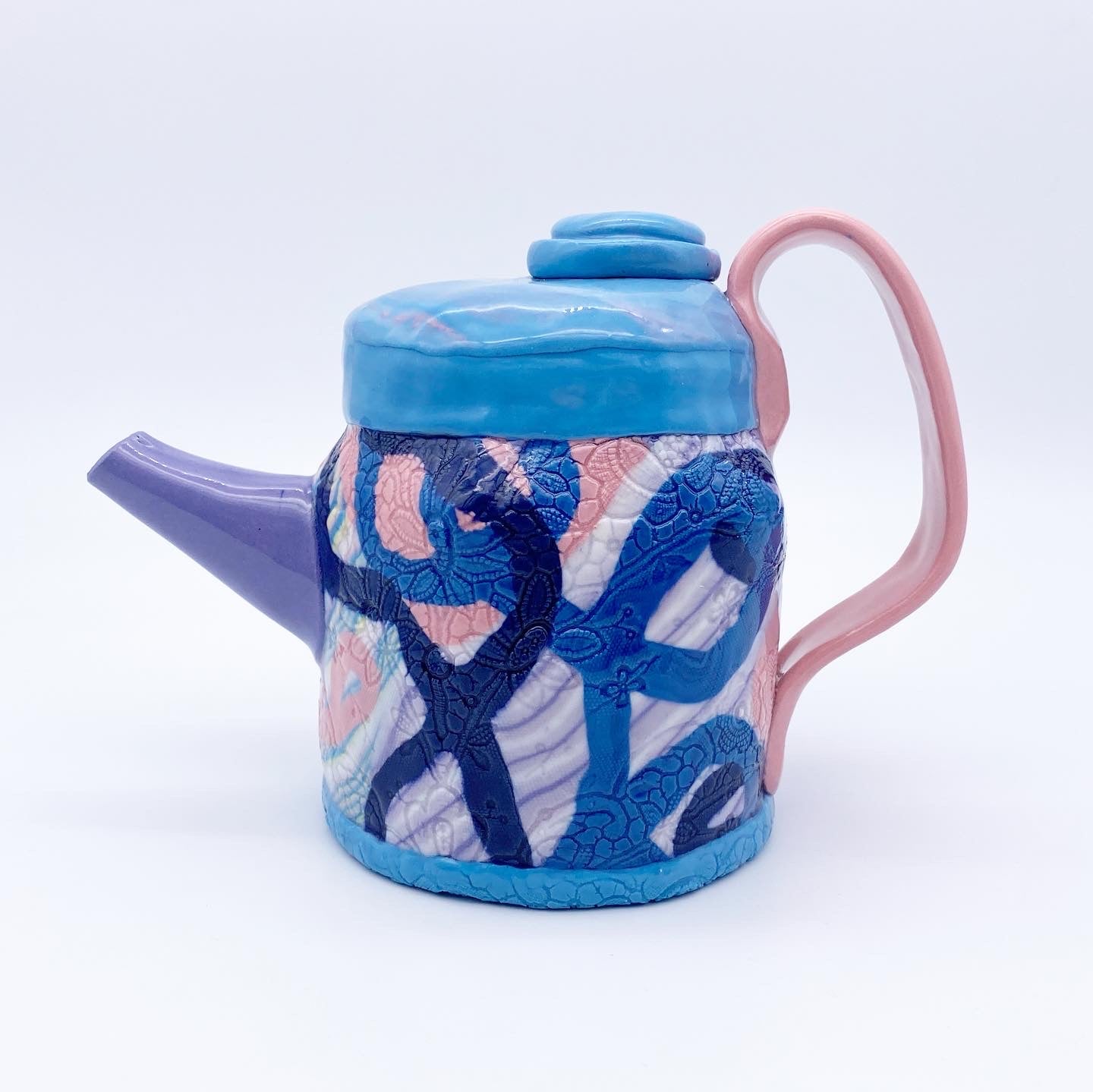 Dancing Ribbons Teapot & Cups
